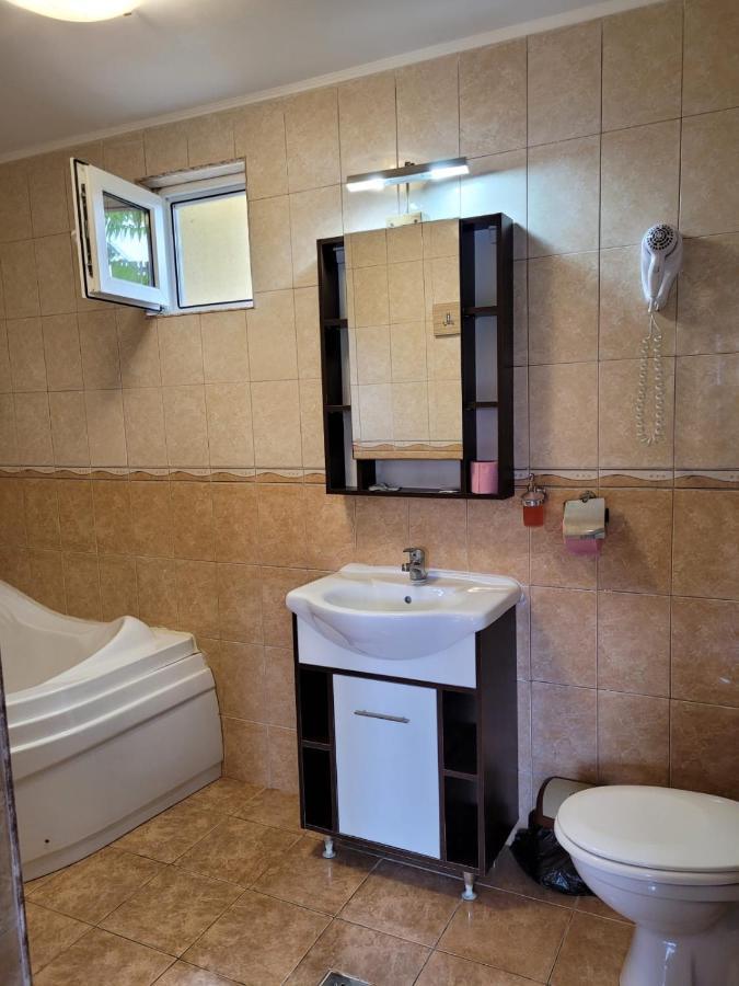 Pensiunea Miasor Hotel Murighiol Ngoại thất bức ảnh